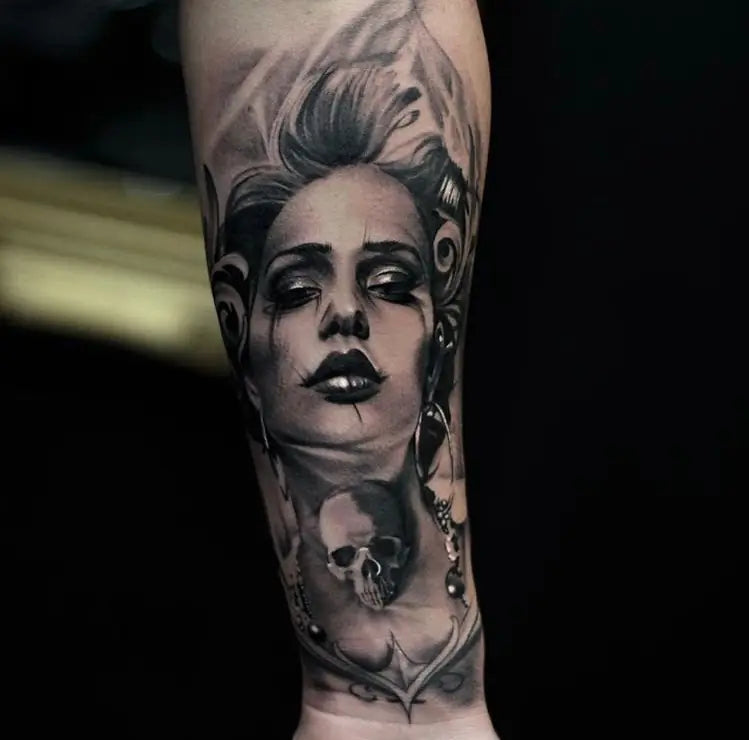 Portrait sleeve