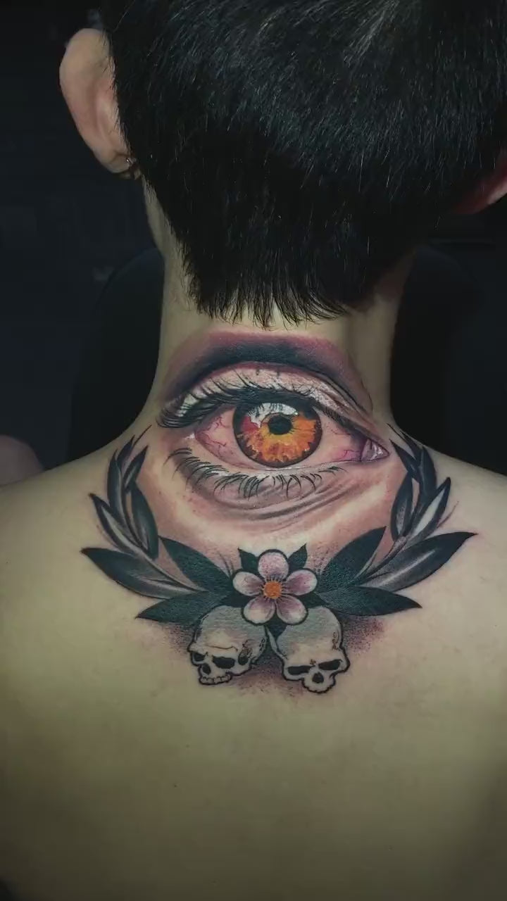 Eye and florals, neck